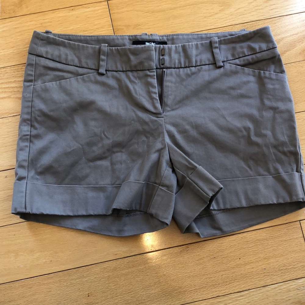 Mossimo Supply Co. Tan Shorts Size 2